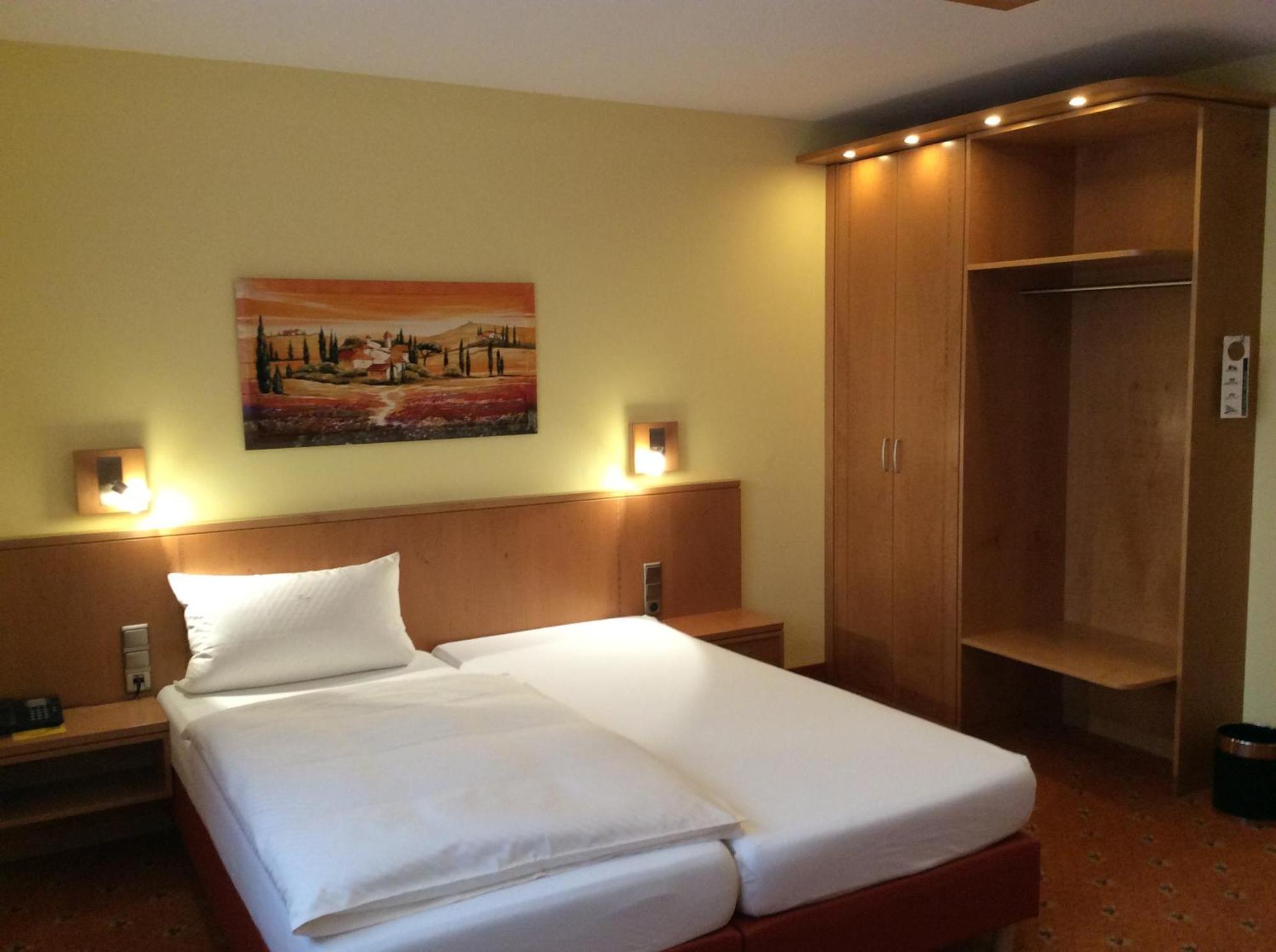 Landhotel Heiner Meyer Wahrenholz ห้อง รูปภาพ