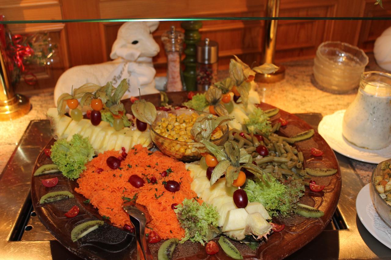 Landhotel Heiner Meyer Wahrenholz ภายนอก รูปภาพ